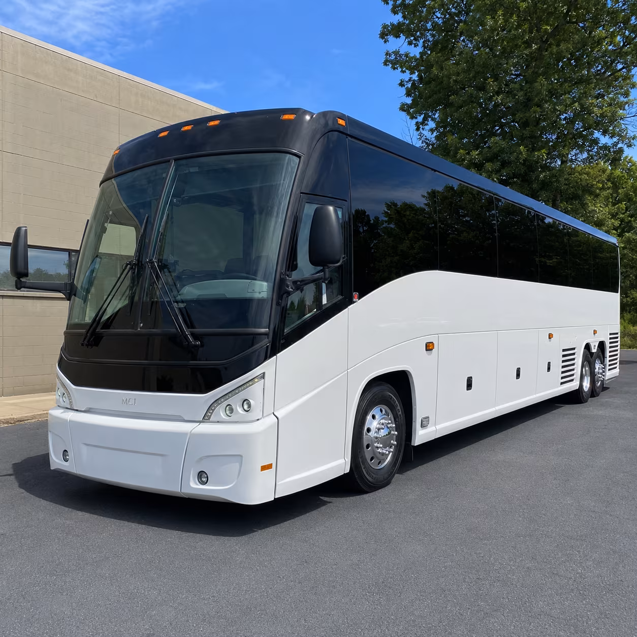 charter buses for corporate wine tour outings from midwest city