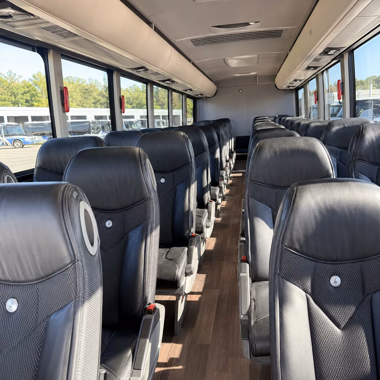 long distance bus trips from midwest city to dallas san antonio and across texas