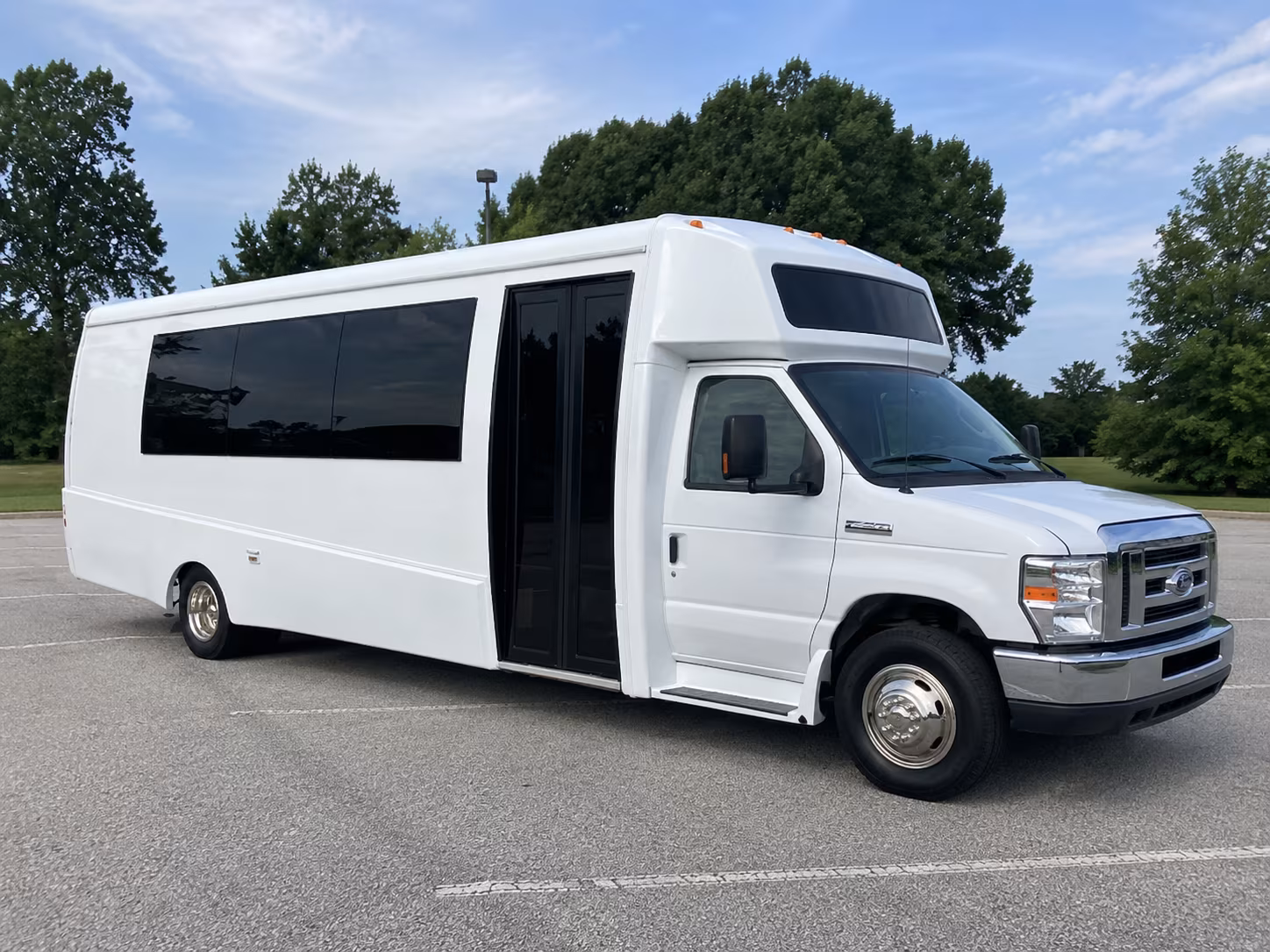midwest city 18 passenger party bus