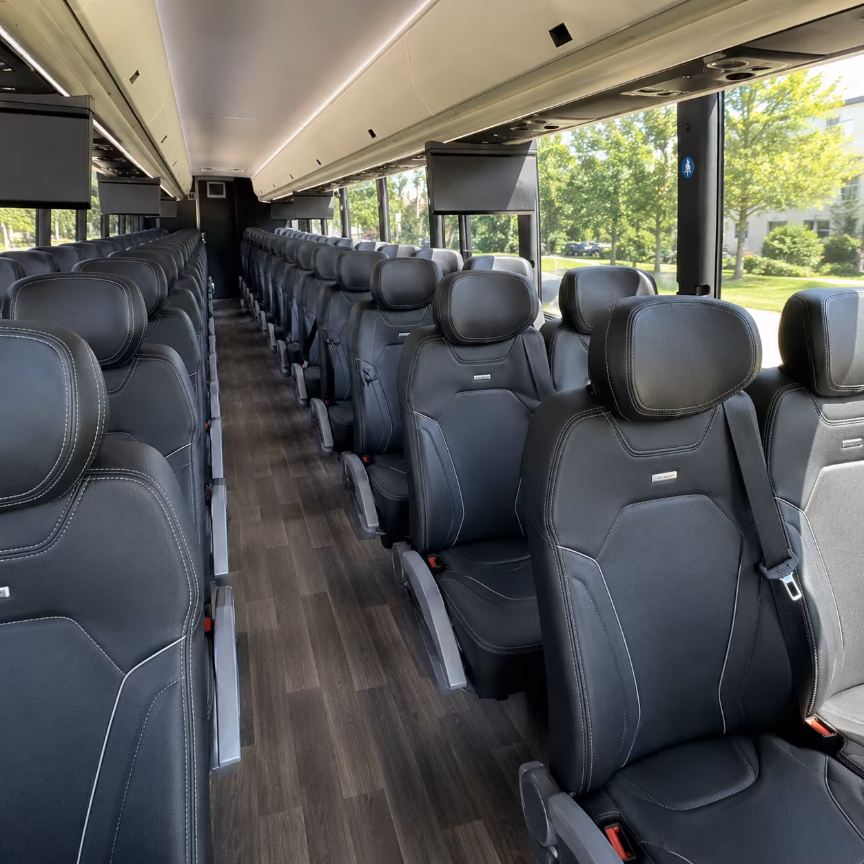 midwest city bus rental service area